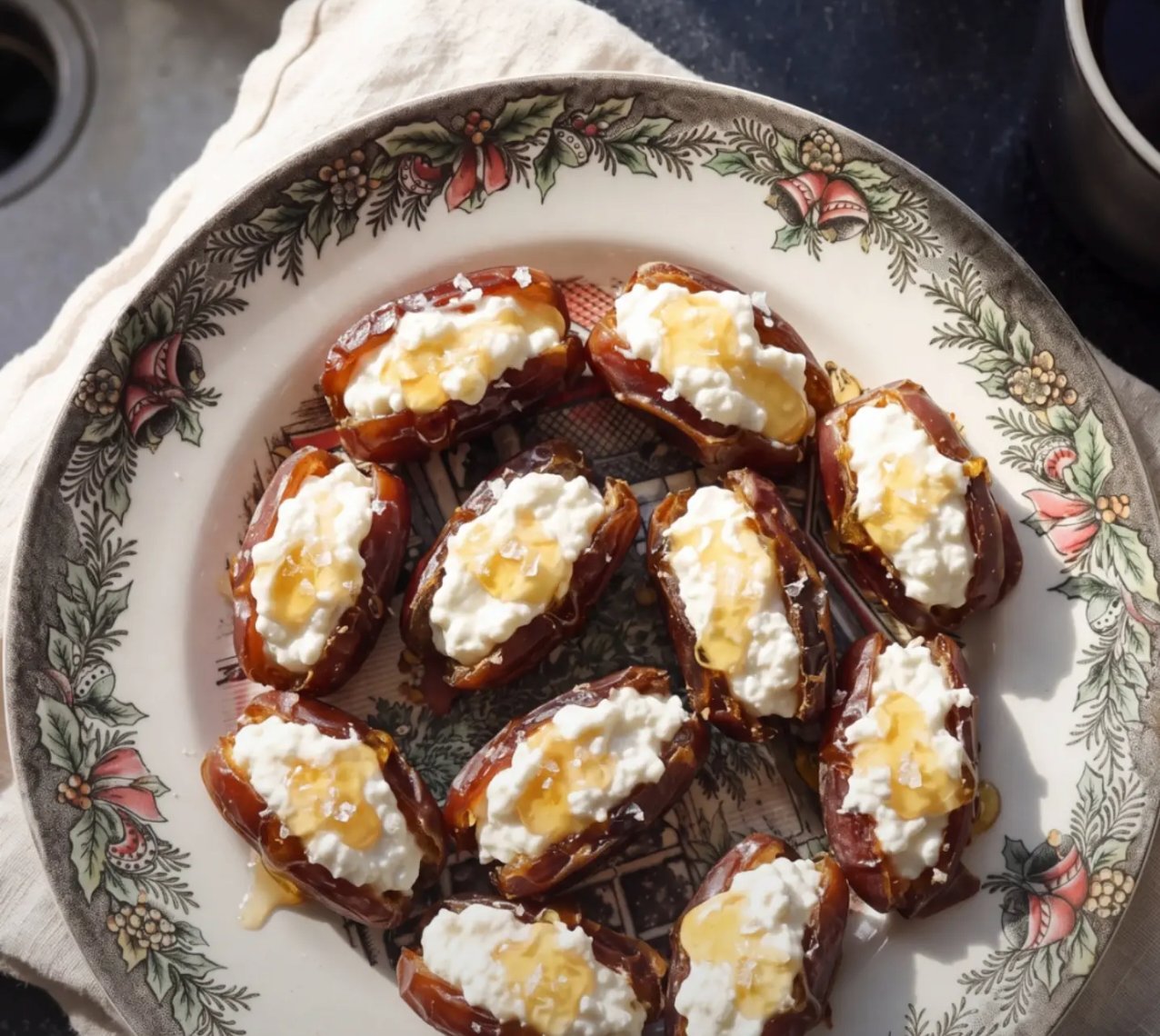 Cottage Cheese & Honey Dates