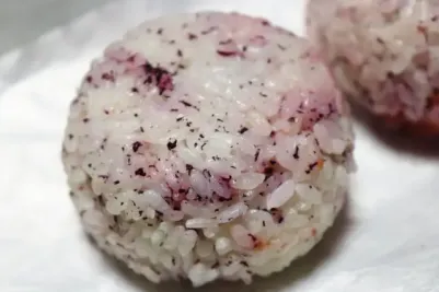 Special Yukari Shiso Rice Balls (Onigiri)