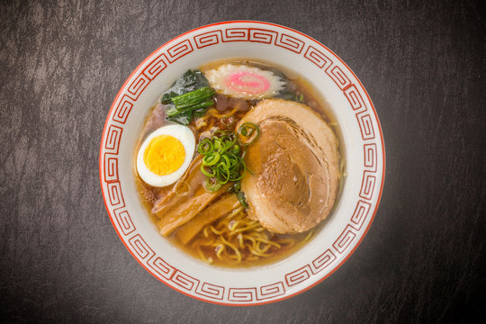 ラーメン用生地(かん水入り)